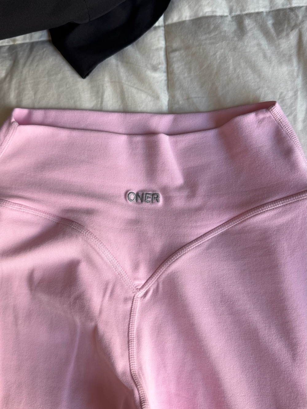 ONER Active Soft Motion flare pants - XS short - Chalk pink